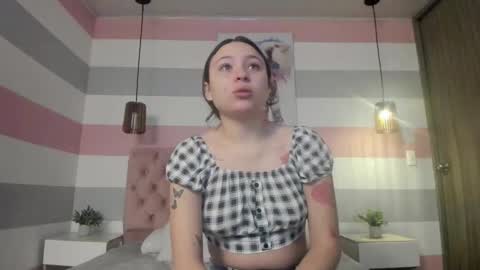 Snapshot of carol_pinter chatting on 01/30/25, 02:04 Carol online show from 01/30/25, 02:04