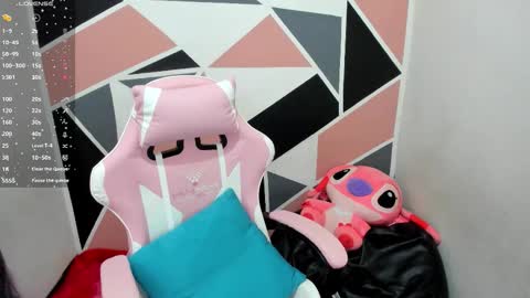 Snapshot of carol_pinter chatting on 09/11/25, 06:08 Carol online show from 09/11/25, 06:08