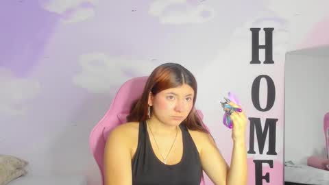 Snapshot of carolay759687 chatting on 03/05/25, 02:57 carolay759687 online show from 03/05/25, 02:57