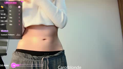 Snapshot of carolblonde chatting on 02/27/25, 06:40 Char online show from 02/27/25, 06:40