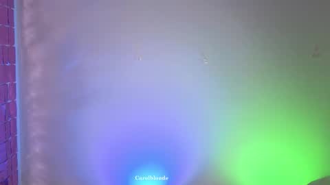 Snapshot of carolblonde chatting on 10/25/25, 05:15 Char online show from 10/25/25, 05:15