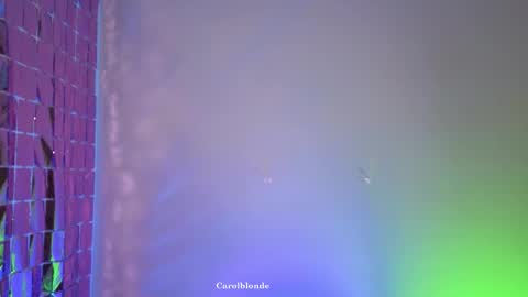 Snapshot of carolblonde chatting on 10/28/25, 02:59 Char online show from 10/28/25, 02:59