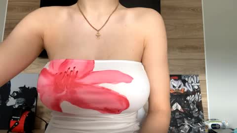 Lisa online show from 05/27/26, 08:11