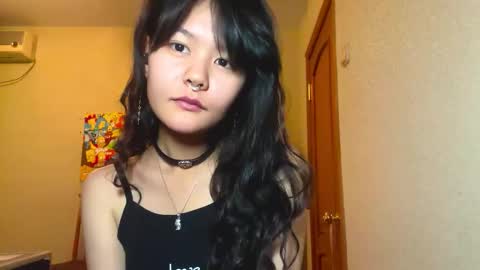 Snapshot of carolfreer chatting on 11/12/25, 12:27 Kim online show from 11/12/25, 12:27