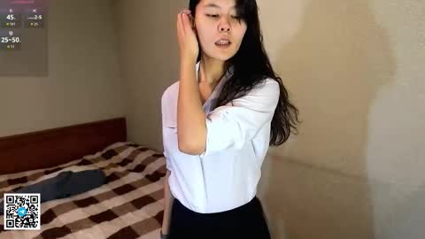 Kim online show from 12/18/25, 01:17