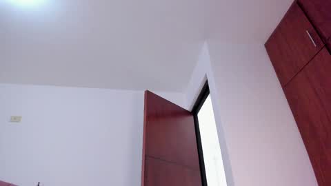 Caroline online show from 12/09/24, 07:18