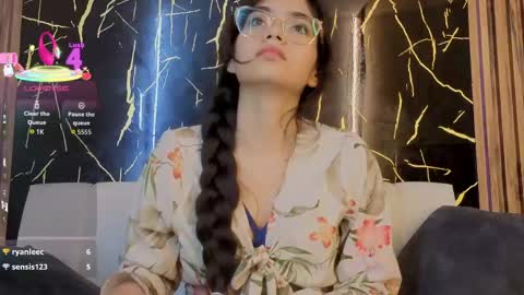 carolina23_pm online show from 04/15/26, 01:34