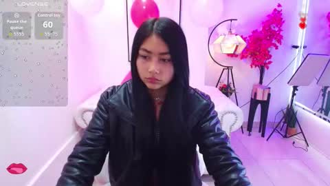 CAROLINA.  online show from 02/09/26, 11:47