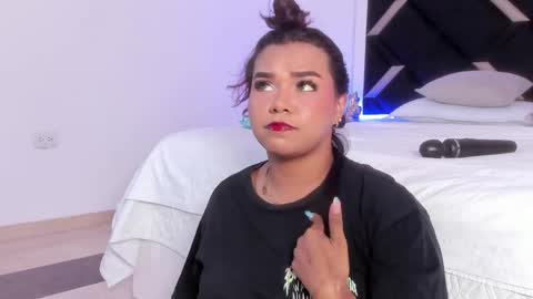 carolina_evannss online show from 05/31/26, 04:20