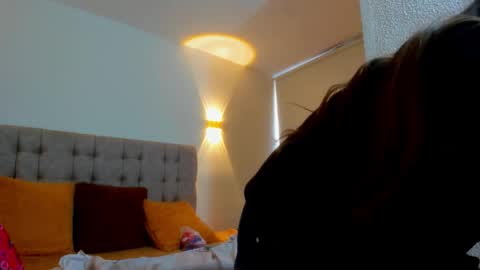 Carolina online show from 12/02/25, 12:21