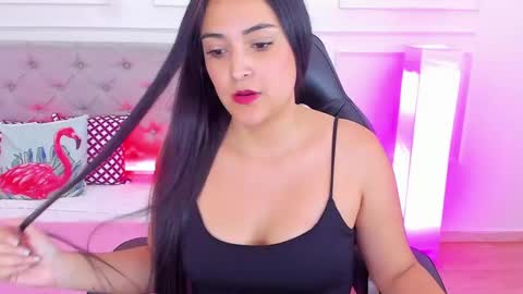 carolina_lopez_20 online show from 03/04/25, 07:32