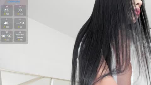 carolina_t online show from 05/13/26, 01:58