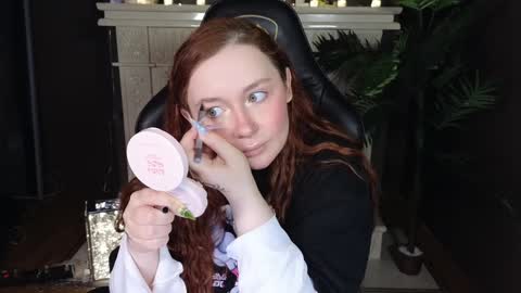 Mira online show from 02/08/25, 05:51