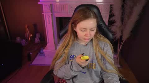 Mira online show from 02/06/26, 05:34