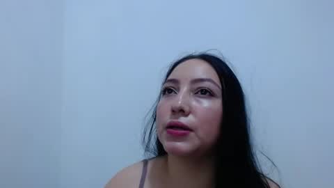 Snapshot of carolina_zabala_19 chatting on 06/28/26, 05:19 carolina_zabala_19 online show from 06/28/26, 05:19