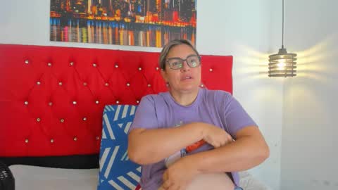 Carolina online show from 12/14/25, 04:56