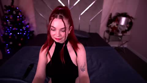 Snapshot of carolinadia chatting on 01/09/25, 11:56 carolinadia online show from 01/09/25, 11:56