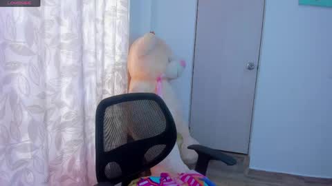 Carolina online show from 04/27/26, 02:59