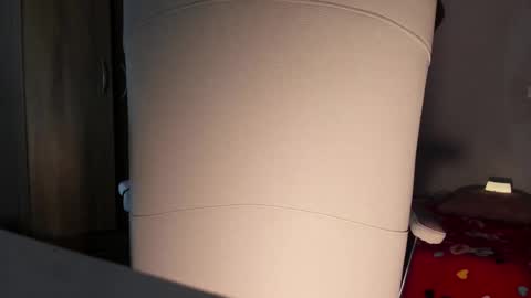 Snapshot of carolinarossees chatting on 02/06/25, 03:06 CARO online show from 02/06/25, 03:06