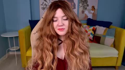 Snapshot of carolinasherry chatting on 01/11/26, 03:44 carolinasherry online show from 01/11/26, 03:44