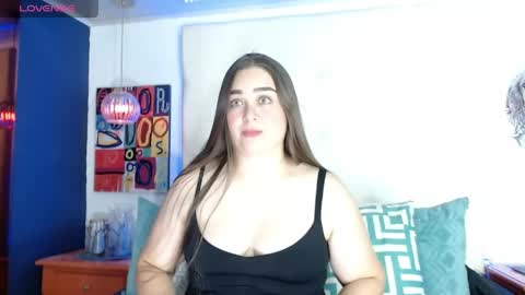 --- Caroline --- online show from 05/25/26, 02:23