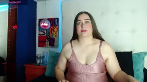 --- Caroline --- online show from 05/26/26, 02:13