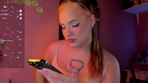 Caro online show from 09/27/25, 08:25