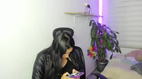 Snapshot of caroline_rodriguez_9 chatting on 09/30/25, 03:33 caroline_rodriguez_9 online show from 09/30/25, 03:33