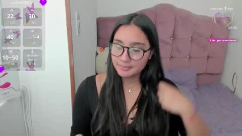 Snapshot of caroline_rodriguez_9 chatting on 10/02/25, 08:05 caroline_rodriguez_9 online show from 10/02/25, 08:05