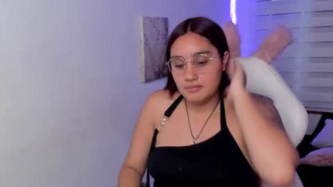 Snapshot of caroline_rodriguez_9 chatting on 06/11/26, 06:50 caroline_rodriguez_9 online show from 06/11/26, 06:50
