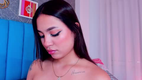 Snapshot of carolineegarcia chatting on 01/16/25, 02:08 CarolineeGarcia online show from 01/16/25, 02:08