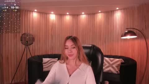 Caro online show from 11/30/25, 11:25