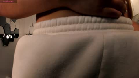 Caro online show from 02/11/26, 09:58