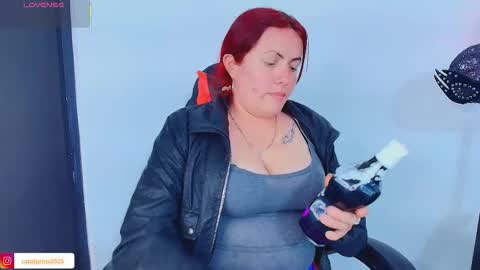 Carolinhe  online show from 11/19/25, 08:20