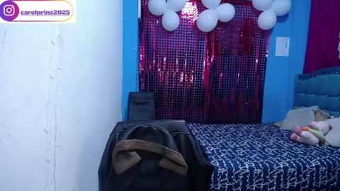 Carolinhe  online show from 04/15/26, 11:16