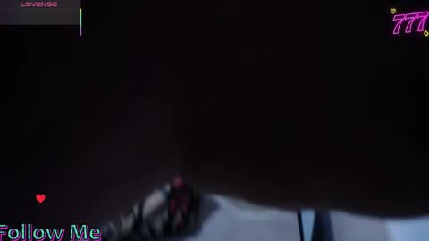 Snapshot of carolinhe_ chatting on 05/22/26, 08:47 Carolinhe online show from 05/22/26, 08:47