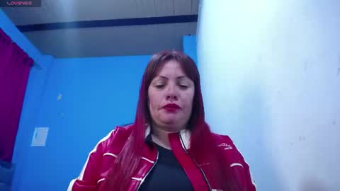 Snapshot of carolinhe_ chatting on 06/14/26, 12:07 Carolinhe online show from 06/14/26, 12:07