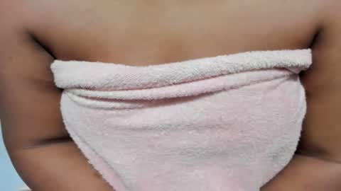 Caro online show from 02/12/26, 01:33