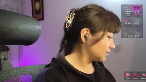 kitty online show from 10/27/25, 03:54