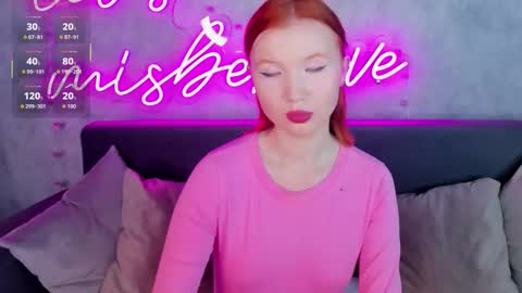 Snapshot of caroll_thompson chatting on 11/19/25, 10:04 Anna online show from 11/19/25, 10:04