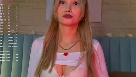 Snapshot of carolreeves chatting on 03/07/25, 12:12 Carol online show from 03/07/25, 12:12