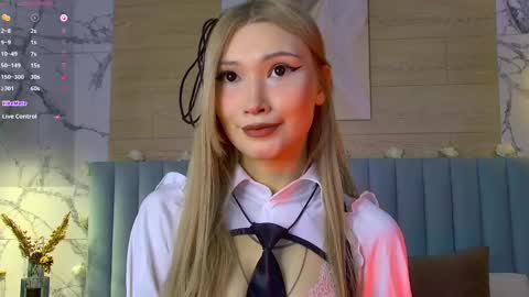 Snapshot of carolreeves chatting on 03/10/25, 06:05 Carol online show from 03/10/25, 06:05