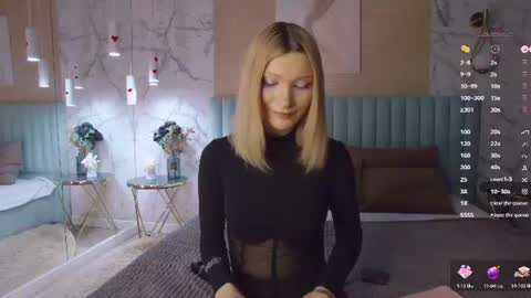 Snapshot of carolreeves chatting on 07/14/26, 05:40 Carol online show from 07/14/26, 05:40
