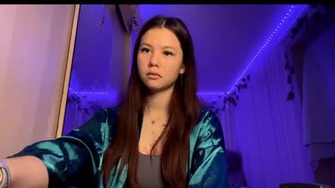 Emma online show from 11/22/25, 09:08