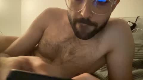 Snapshot of carpetchest chatting on 11/14/25, 03:27 Thick Juciy online show from 11/14/25, 03:27