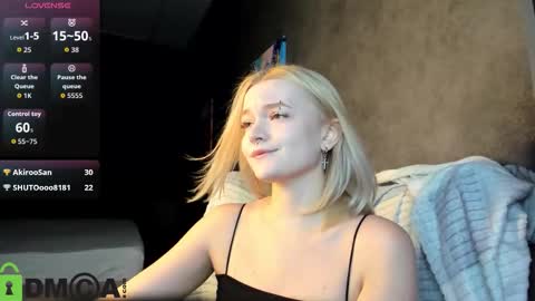 Carrie foster online show from 09/26/25, 04:22