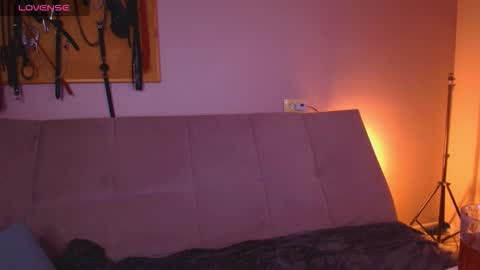 Carrie online show from 12/17/25, 08:59