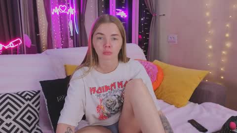 carriebradshawww online show from 04/14/26, 05:52