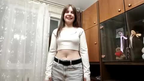Milka like a chocolate online show from 10/15/25, 03:34