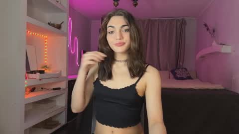 Snapshot of carry_hai chatting on 01/15/25, 01:23 Carry online show from 01/15/25, 01:23